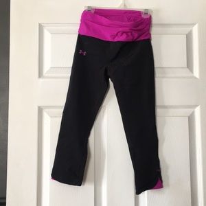 Under Armor Girls Capri workout pants